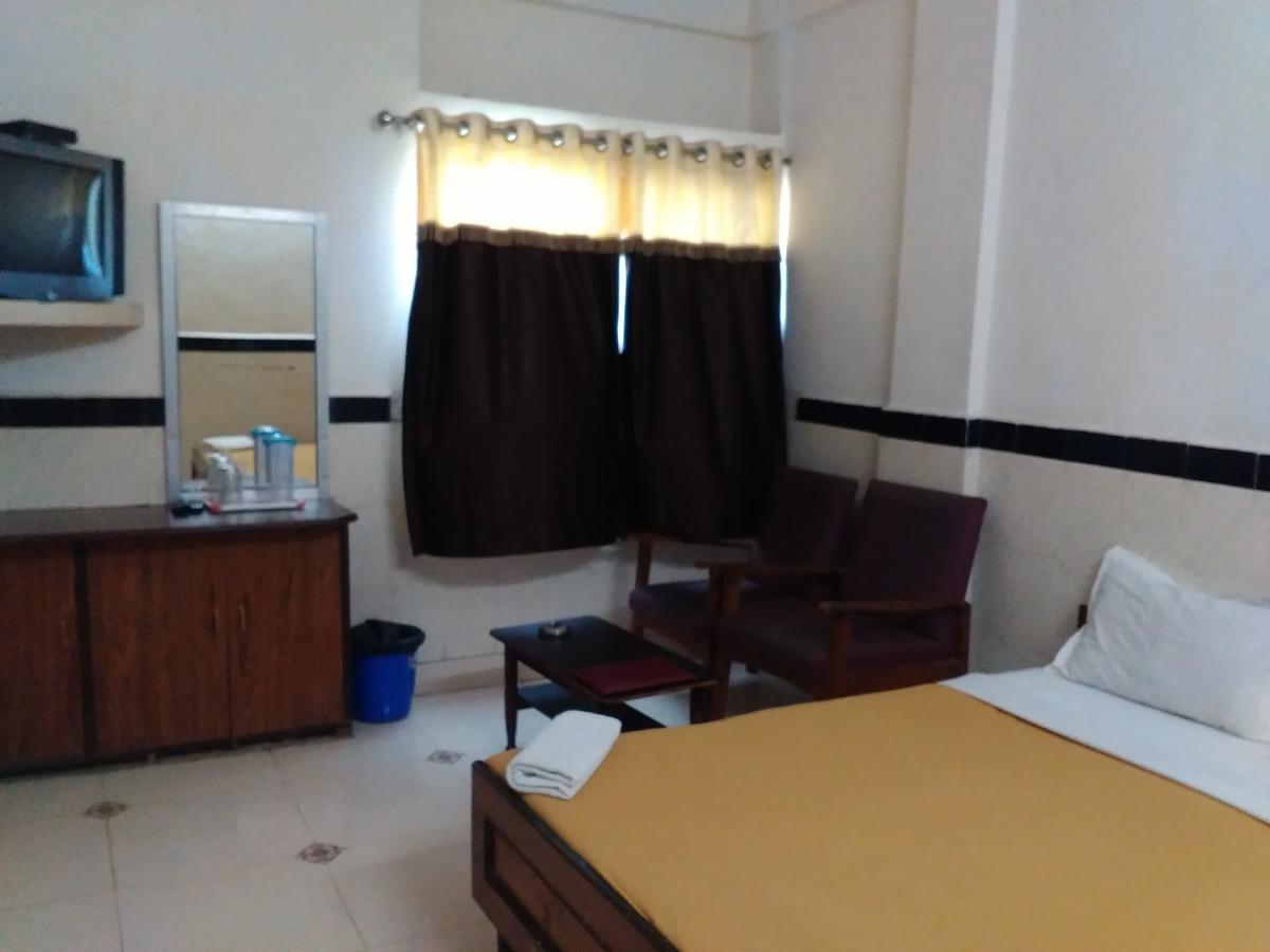 Diamond Hotel Daman Room photo