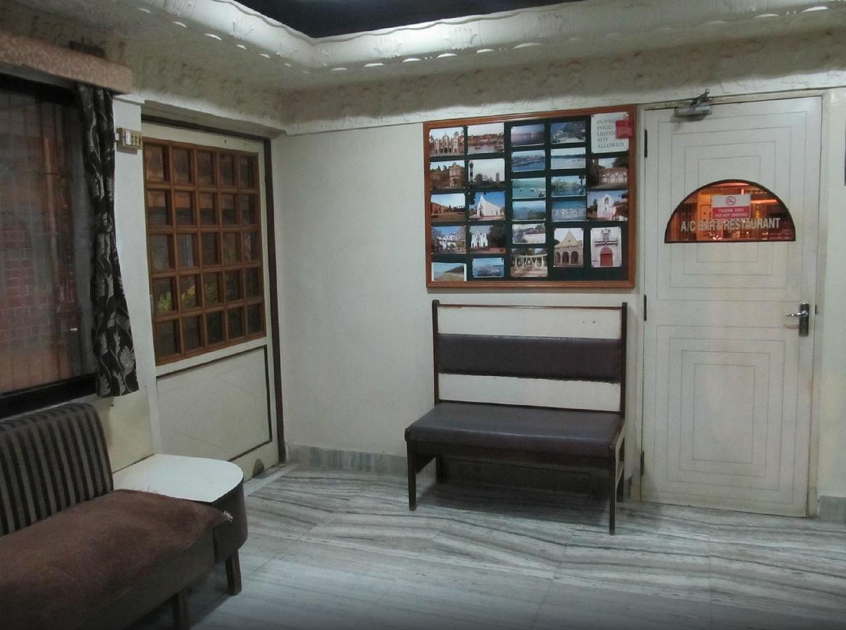 Diamond Hotel Daman Exterior photo