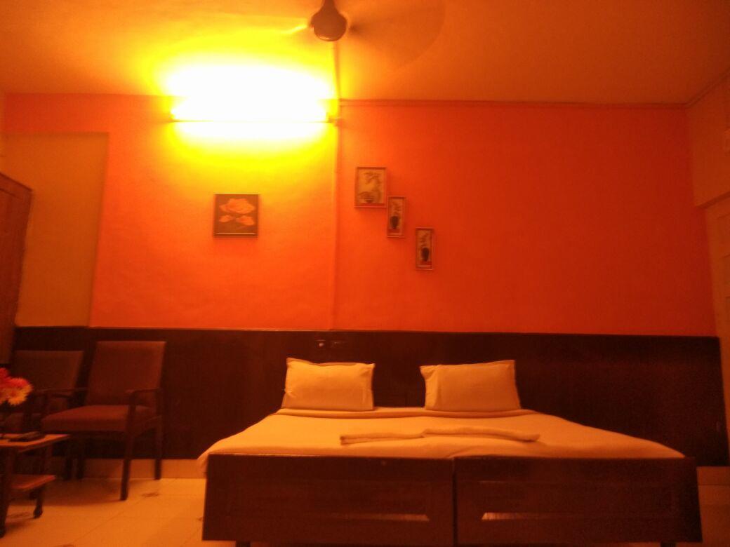 Diamond Hotel Daman Exterior photo